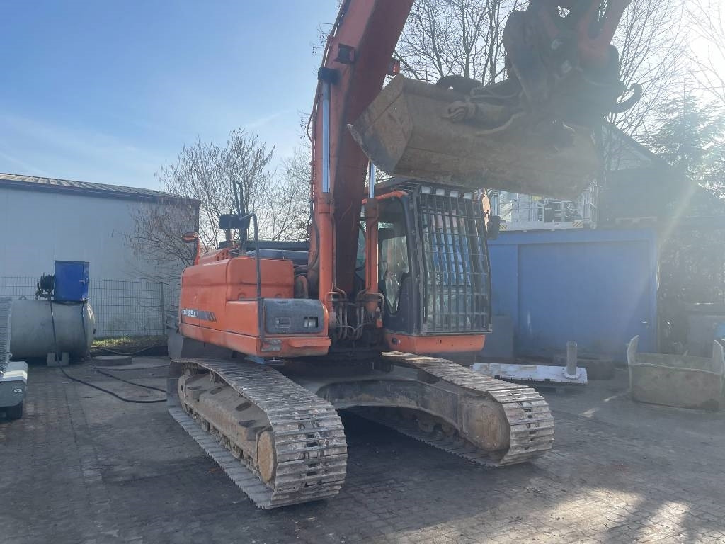 Doosan EXCA - Crawler excavator: picture 2 Doosan EXCA - Crawler excavator: picture 2