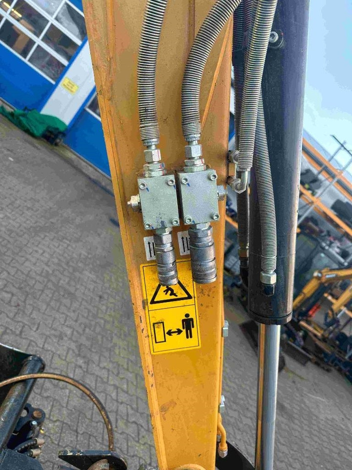 Mini excavator Sany SY 26 U: picture 6