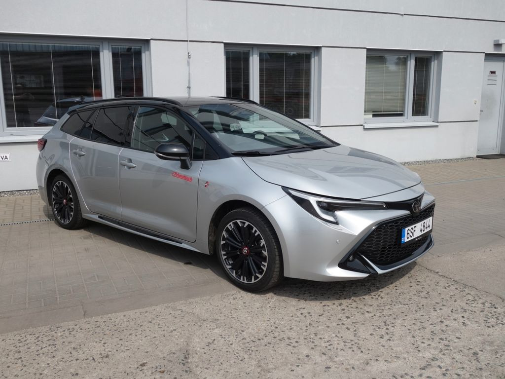 Toyota Corolla Touring 2,0 Hybrid GR Sport - Car: picture 4 Toyota Corolla Touring 2,0 Hybrid GR Sport - Car: picture 4