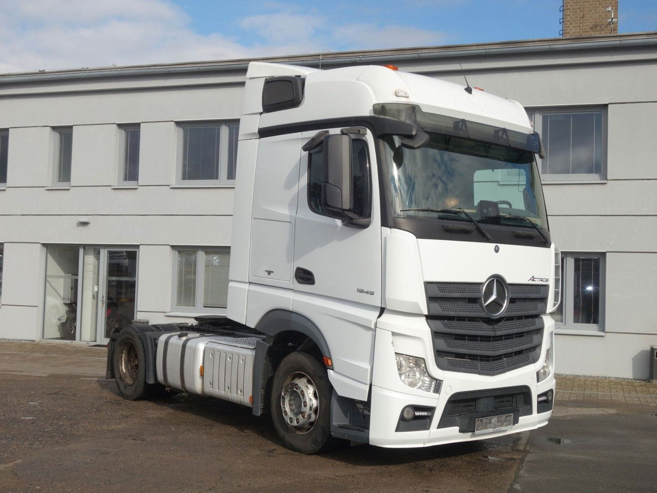 Mercedes-Benz Actros 1845 LS SD, Giga Space - Tractor unit: picture 2 Mercedes-Benz Actros 1845 LS SD, Giga Space - Tractor unit: picture 2