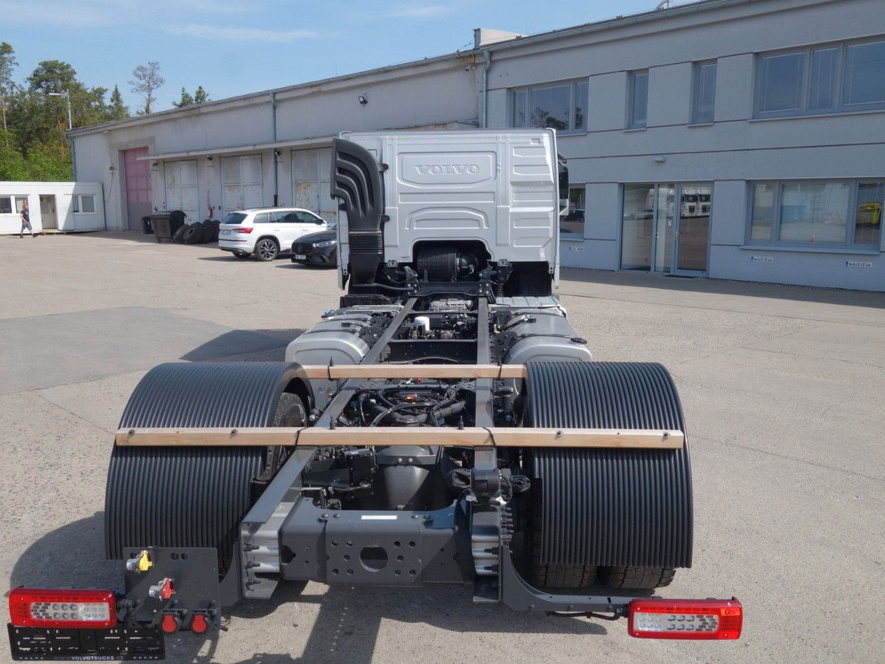 Cab chassis truck Volvo FM 460 FM13 6x2 Neue RTO , Kassbohrer, Rolfo, Rimo: picture 6