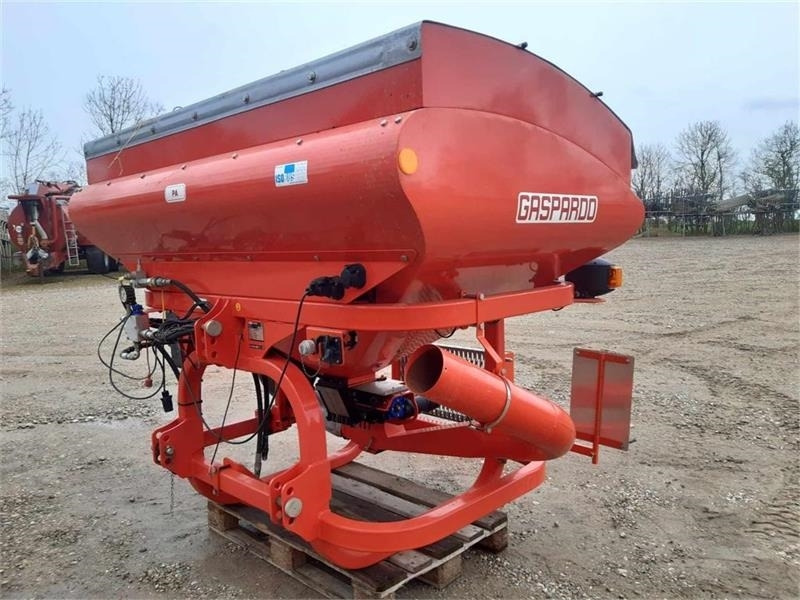 Gaspardo Fronttank PA1 - Post-harvest equipment: picture 5 Gaspardo Fronttank PA1 - Post-harvest equipment: picture 5
