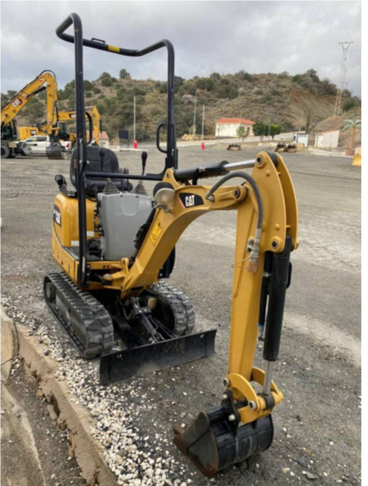 CAT 300.9D - Crawler excavator: picture 2 CAT 300.9D - Crawler excavator: picture 2