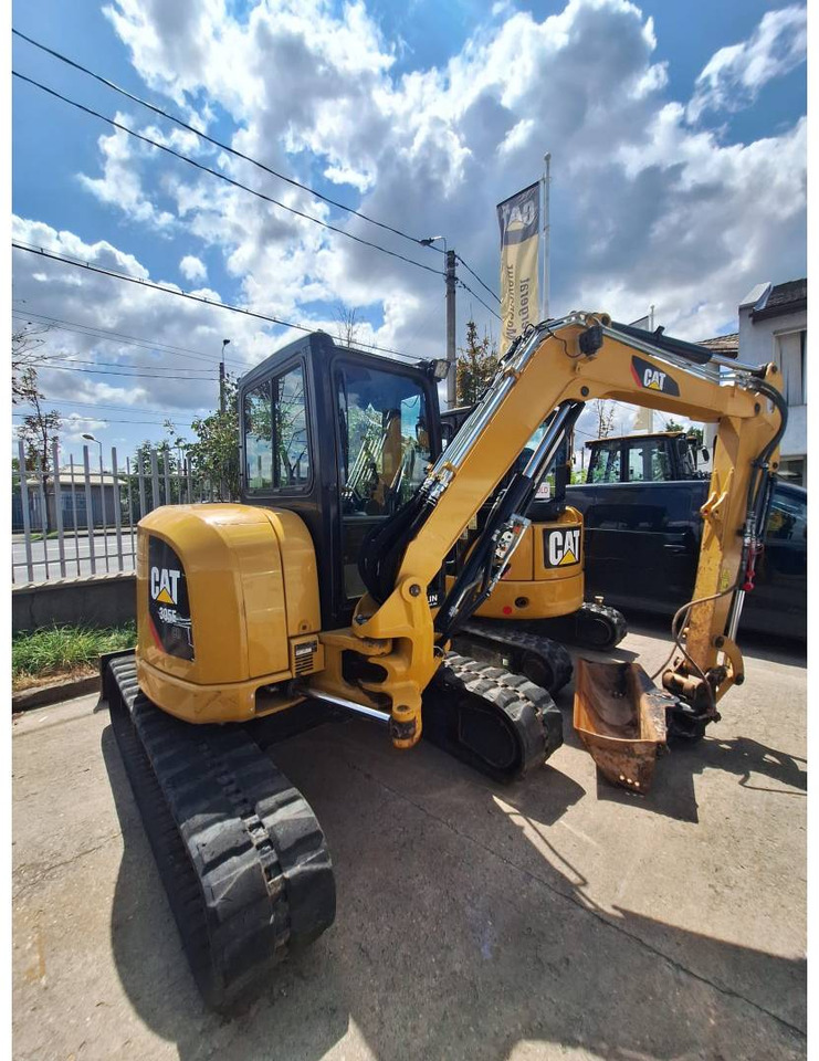 CAT 305E2CR - Crawler excavator: picture 2 CAT 305E2CR - Crawler excavator: picture 2