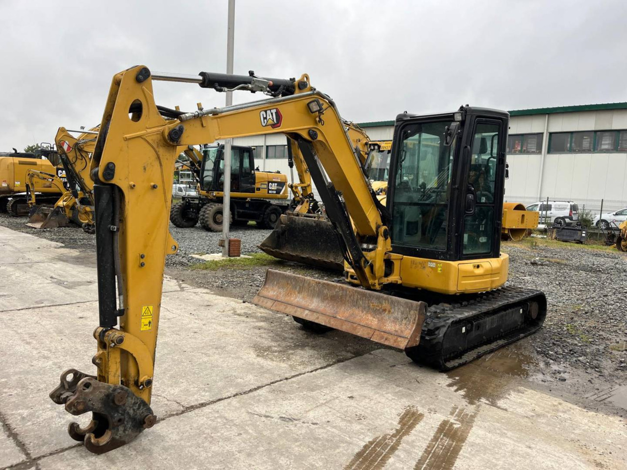 CAT 305E2CR - Crawler excavator: picture 1 CAT 305E2CR - Crawler excavator: picture 1
