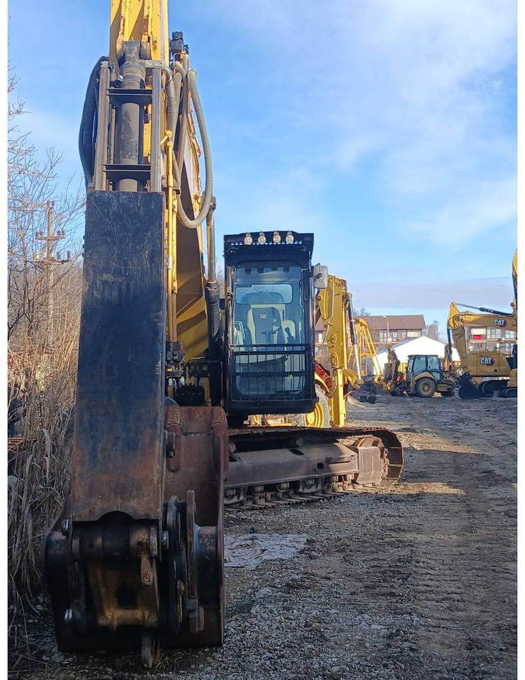CAT 320FL - Crawler excavator: picture 2 CAT 320FL - Crawler excavator: picture 2