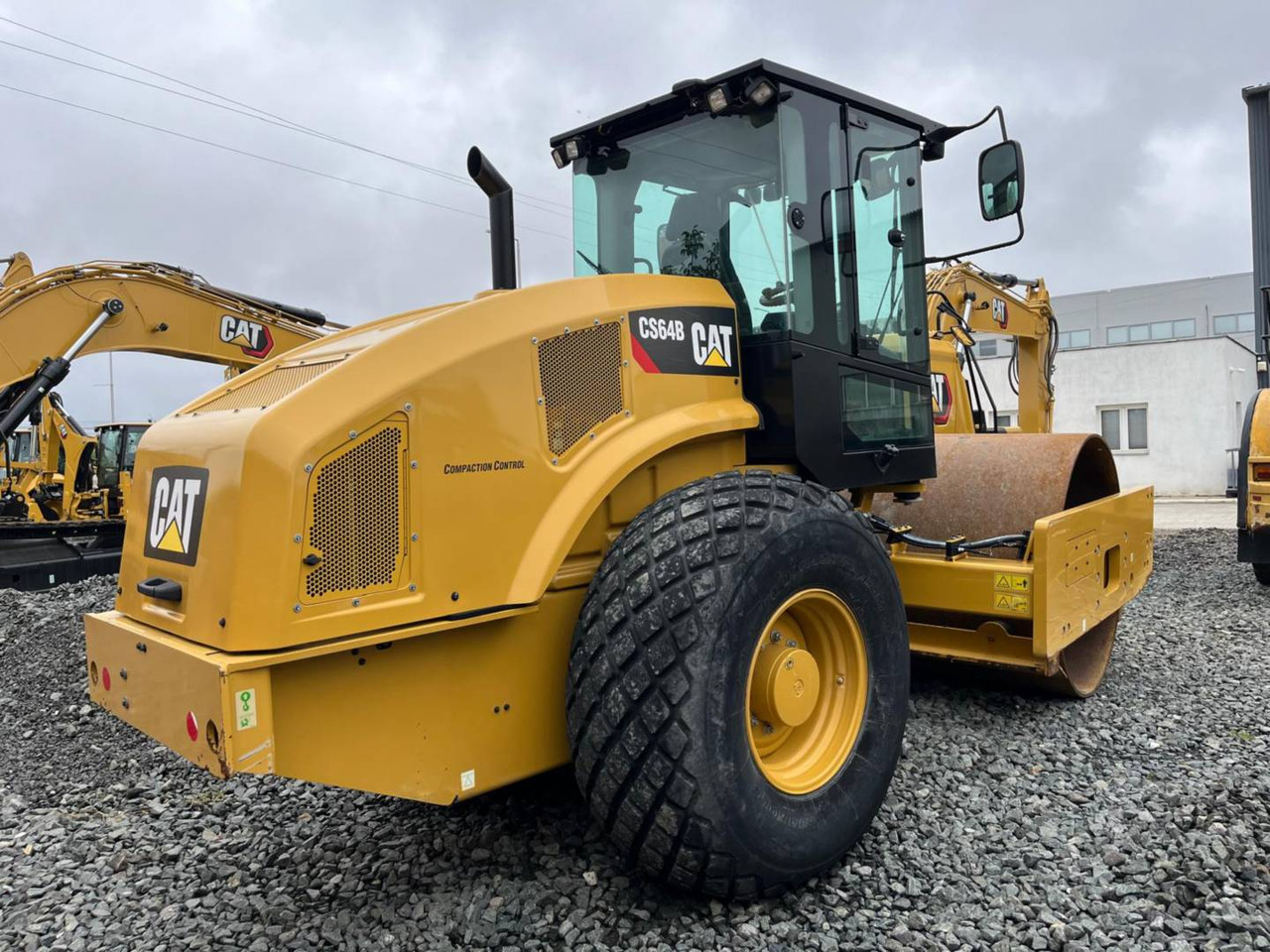 CAT CS64B - Compactor: picture 3 CAT CS64B - Compactor: picture 3