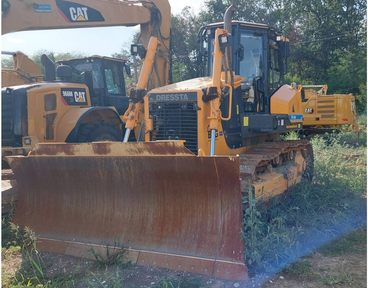 DRESSTA NORTH AMERICA TD-15M - Bulldozer: picture 1 DRESSTA NORTH AMERICA TD-15M - Bulldozer: picture 1