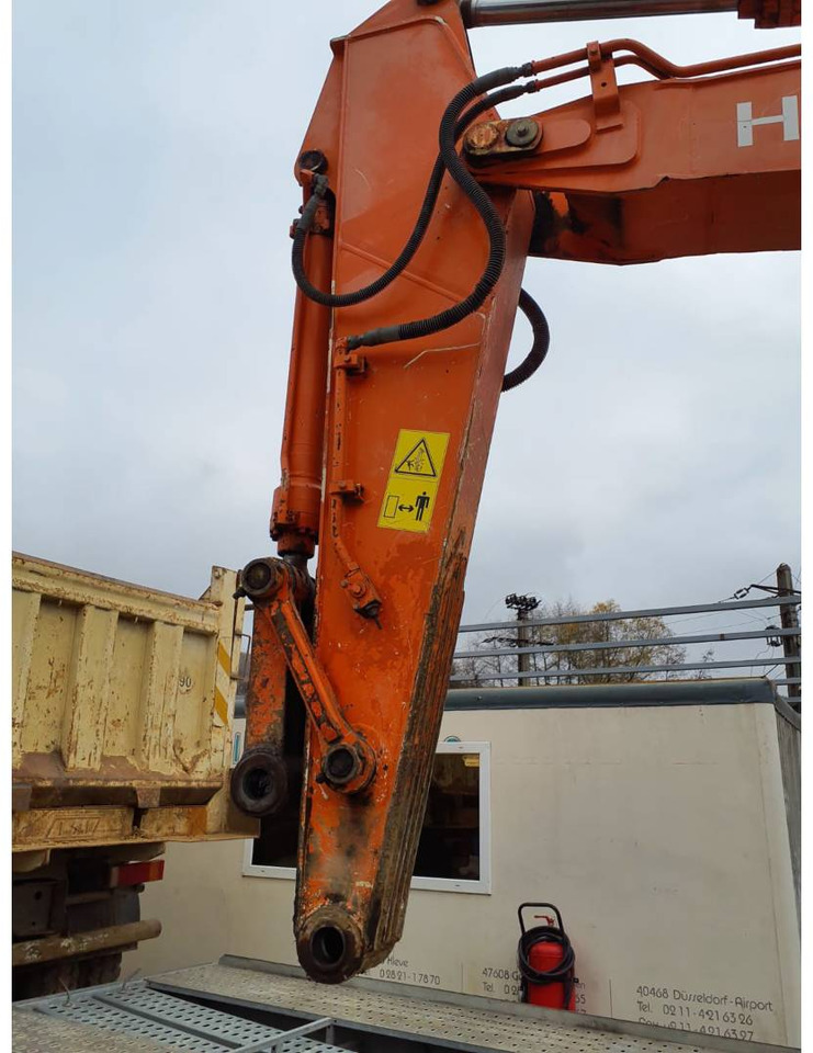 HITACHI ZX2400N-3 - Crawler excavator: picture 3 HITACHI ZX2400N-3 - Crawler excavator: picture 3