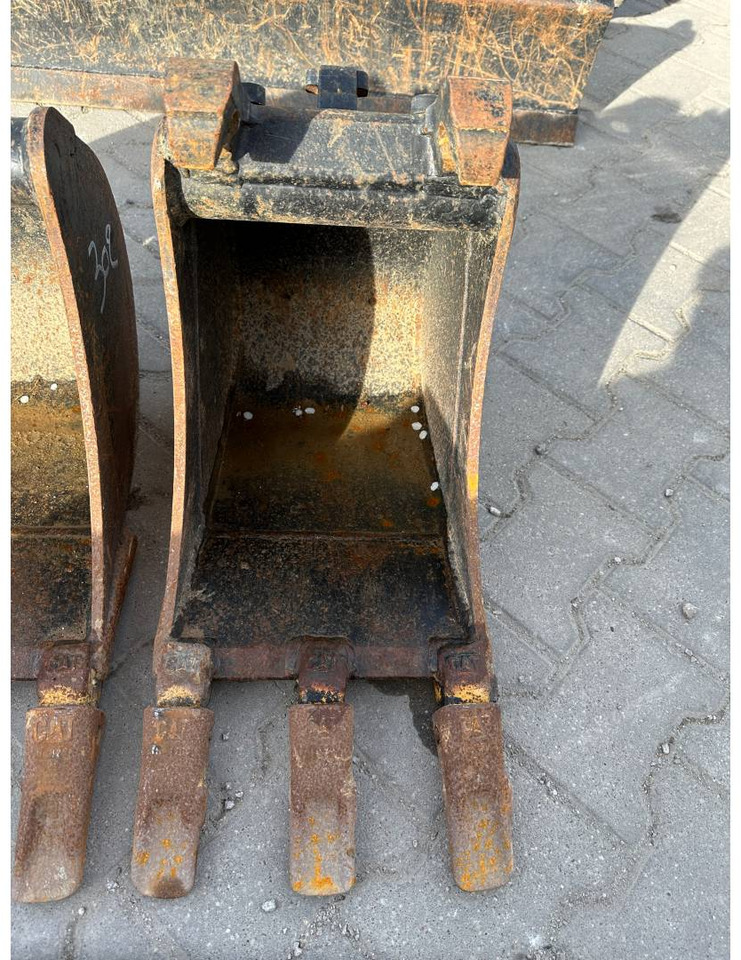 Crawler excavator CAT 302CR: picture 19