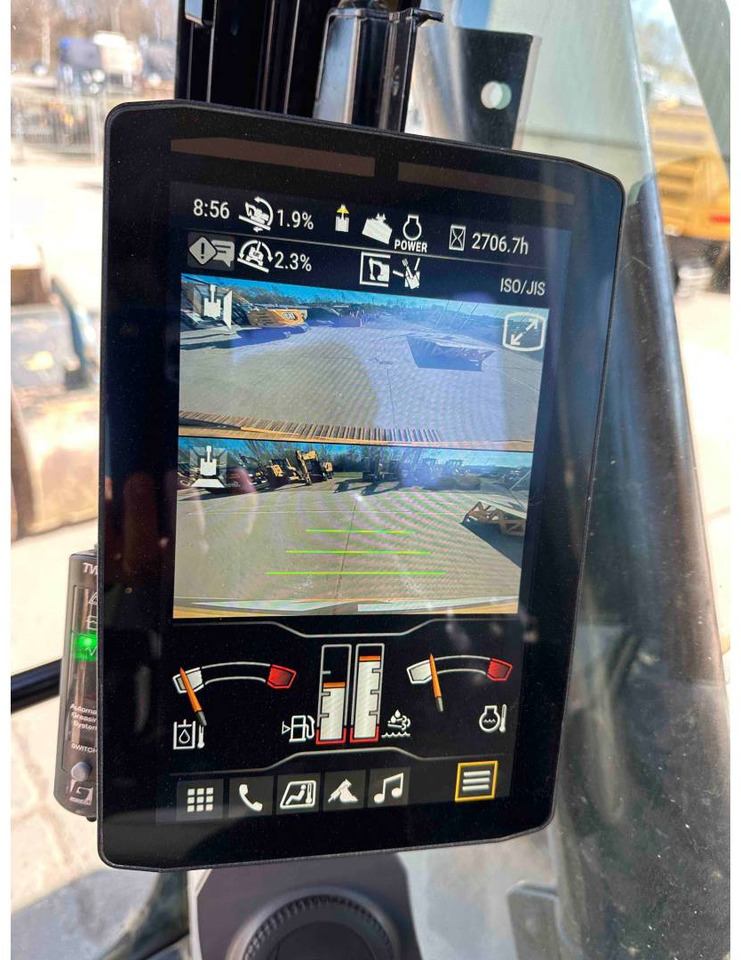 CAT 323 - Crawler excavator: picture 5 CAT 323 - Crawler excavator: picture 5