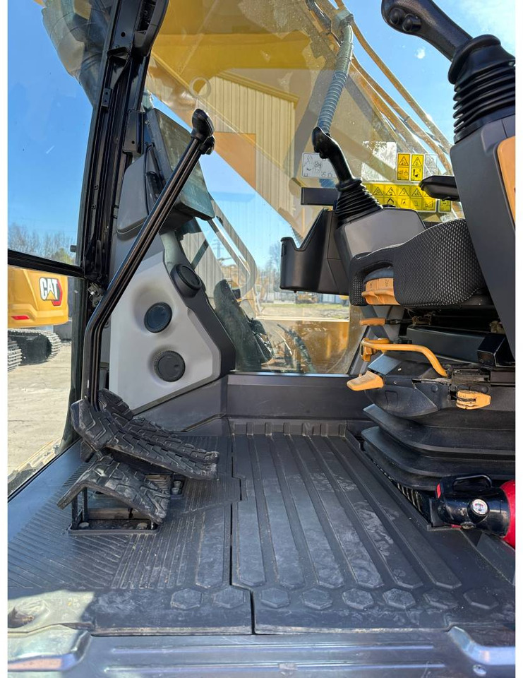 Crawler excavator CAT 323: picture 14 Crawler excavator CAT 323: picture 14