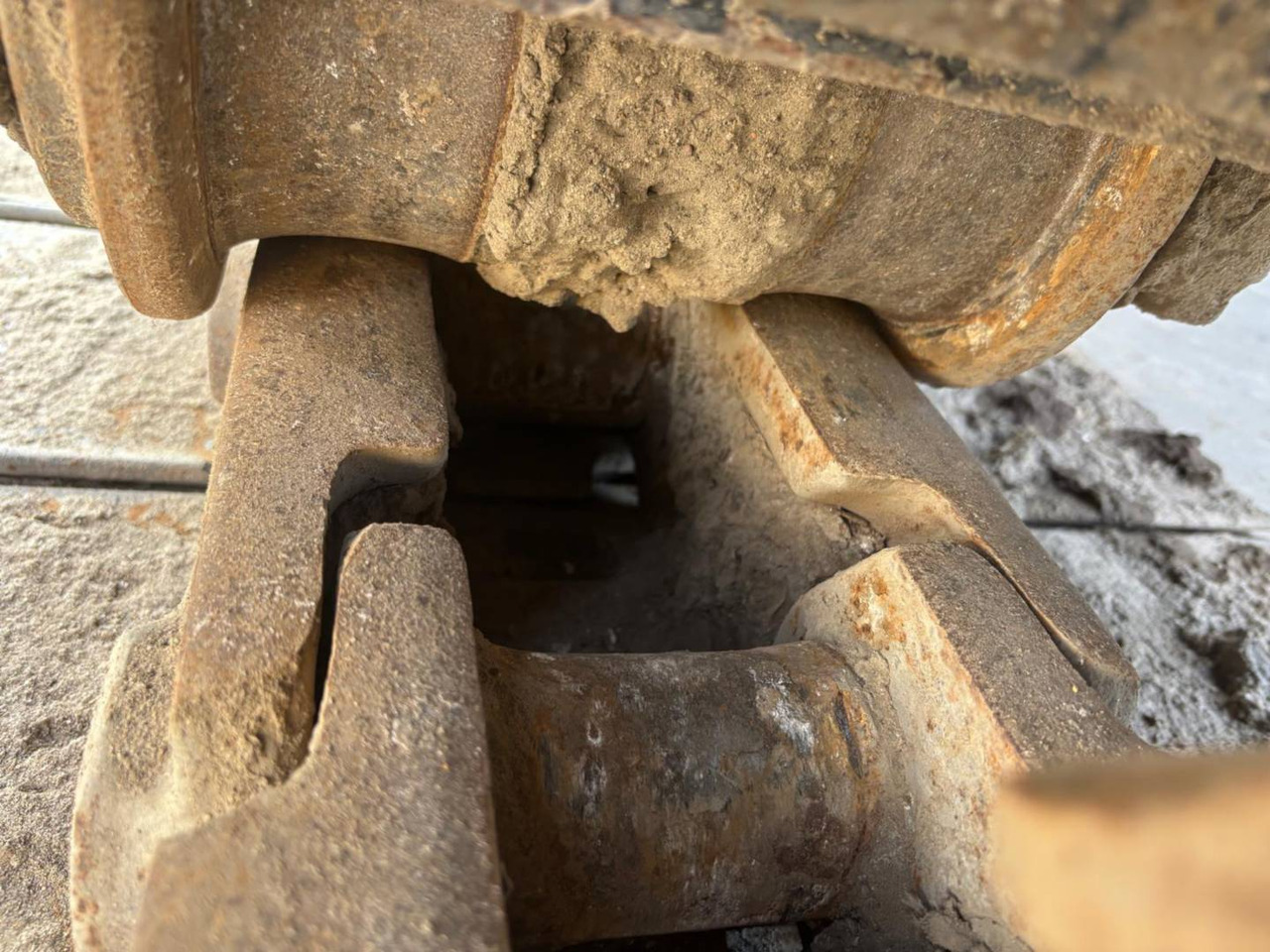 Crawler excavator CAT 336F: picture 18