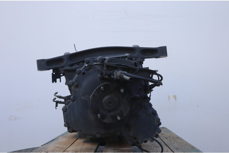 MAN 12+2GZ 2700DD 81.32004-6484 - Gearbox for Truck: picture 4 MAN 12+2GZ 2700DD 81.32004-6484 - Gearbox for Truck: picture 4