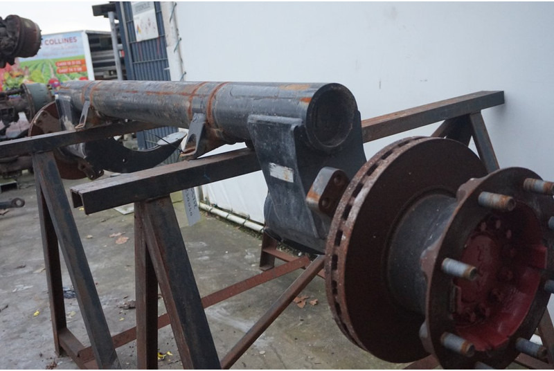MAN LO-06-02 - Front axle for Truck: picture 4 MAN LO-06-02 - Front axle for Truck: picture 4