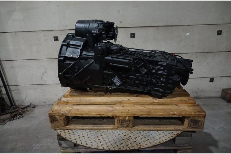 ZF 16S2322TD + NMV221 81.32004-6161 - Gearbox for Truck: picture 1 ZF 16S2322TD + NMV221 81.32004-6161 - Gearbox for Truck: picture 1