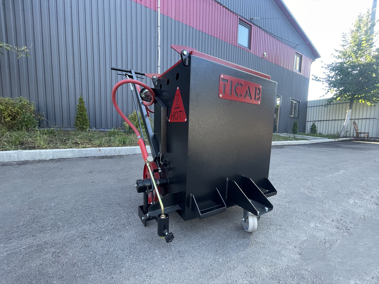 TICAB Manufacturer, Mini Crack Sealing Machine , Hand Push Crack Fill Machine - Asphalt distributor: picture 3 TICAB Manufacturer, Mini Crack Sealing Machine , Hand Push Crack Fill Machine - Asphalt distributor: picture 3