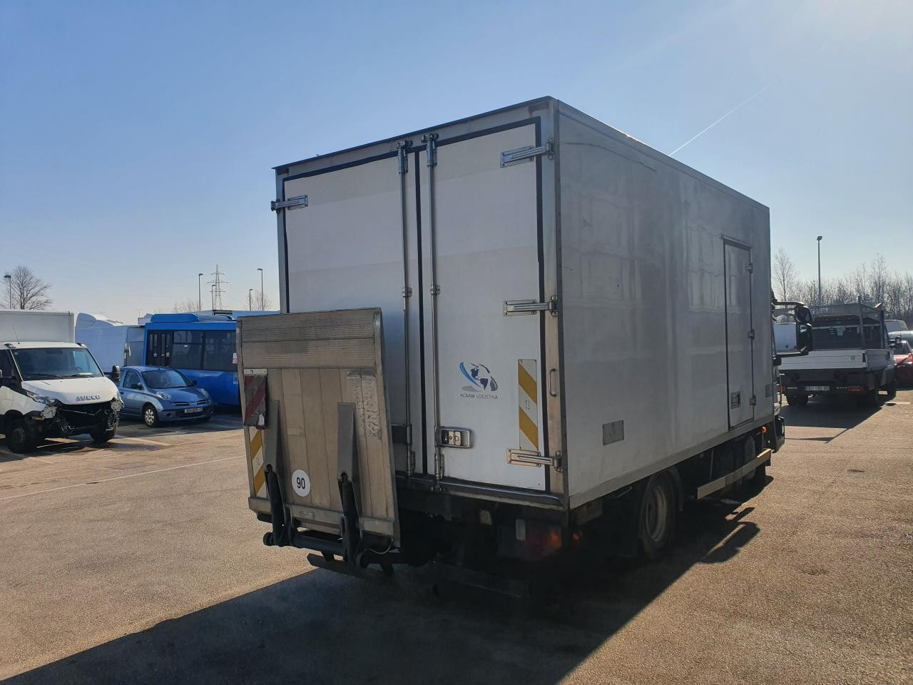 IVECO Eurocargo ML100E18/P - Refrigerator truck: picture 5 IVECO Eurocargo ML100E18/P - Refrigerator truck: picture 5