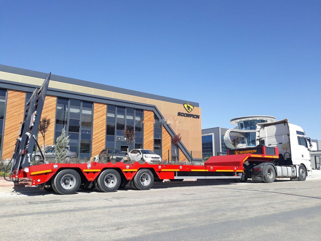 Scorpion Trailer 2024 NEW 3 AXLE (MANUFACTURER COMPANY) - Low loader semi-trailer: picture 2 Scorpion Trailer 2024 NEW 3 AXLE (MANUFACTURER COMPANY) - Low loader semi-trailer: picture 2