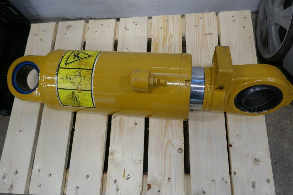 Cylinder CAT 735 - Hydraulics for Construction machinery: picture 2 Cylinder CAT 735 - Hydraulics for Construction machinery: picture 2