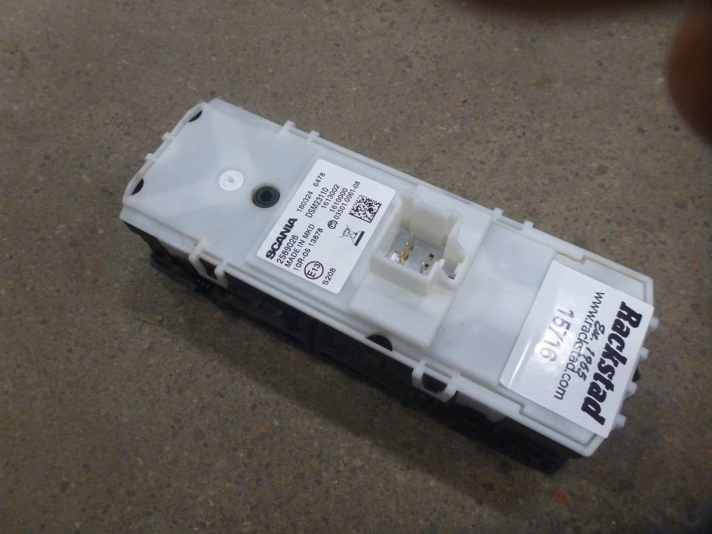 Scania R 650 - Electrical system for Truck: picture 2 Scania R 650 - Electrical system for Truck: picture 2