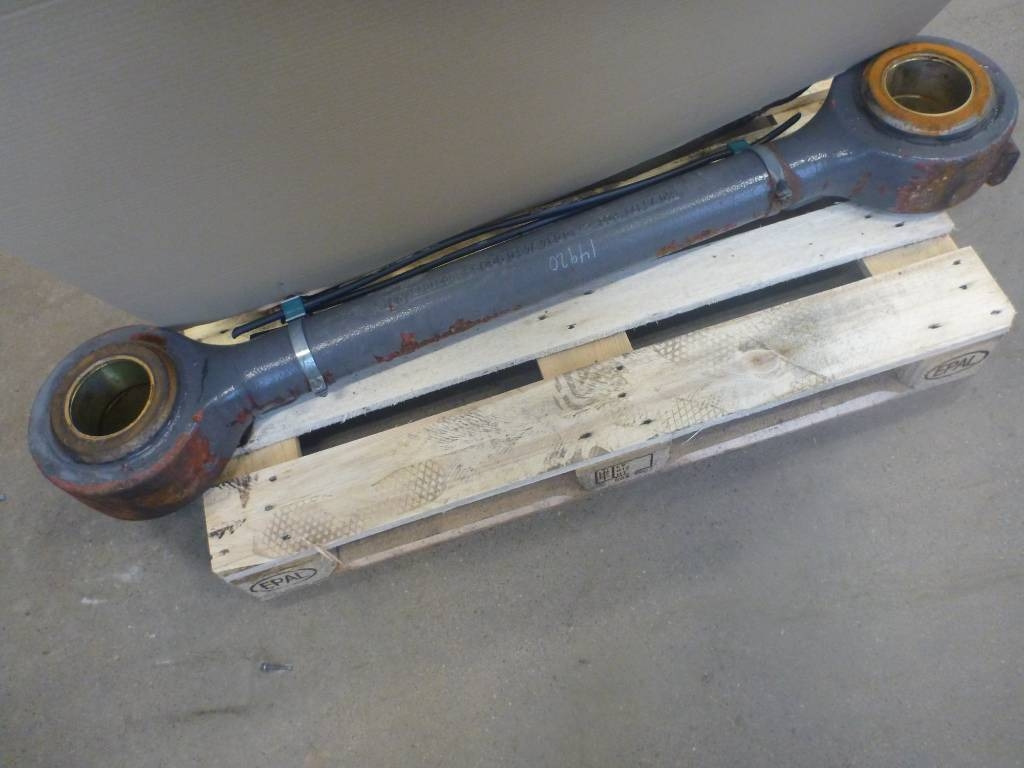 Volvo L 180 H Hundben, voe11093778 - Boom for Construction machinery: picture 1 Volvo L 180 H Hundben, voe11093778 - Boom for Construction machinery: picture 1