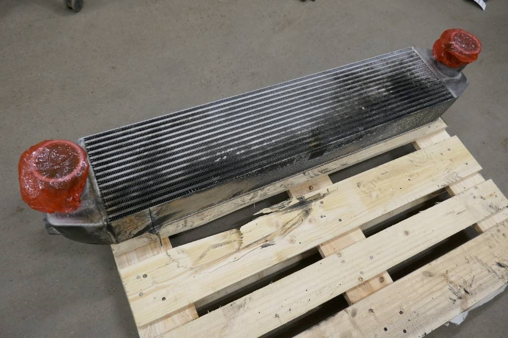 Volvo L180 HL Intercooler, voe866457 - Radiator for Construction machinery: picture 1 Volvo L180 HL Intercooler, voe866457 - Radiator for Construction machinery: picture 1