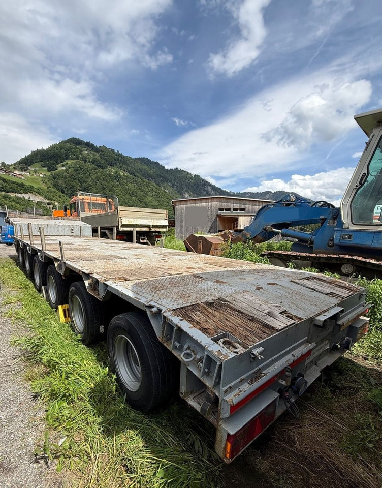 Goldhofer STZ-L6-67/80A, 94ton, verbreiterbar - Low loader semi-trailer: picture 4 Goldhofer STZ-L6-67/80A, 94ton, verbreiterbar - Low loader semi-trailer: picture 4