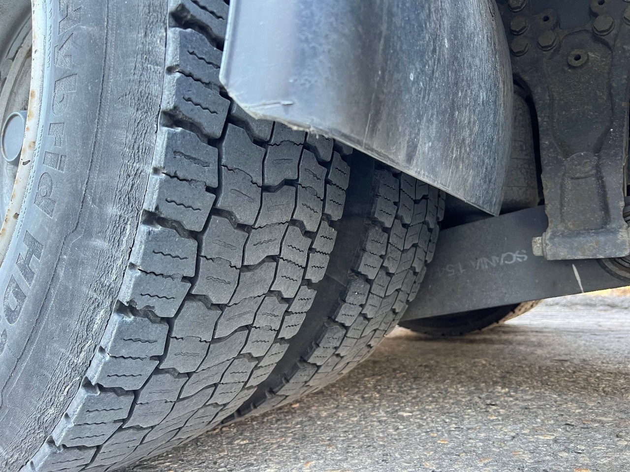 Curtainsider truck Scania R440 4x2, Euro 6, Ladebordwand, Retarder: picture 12 Curtainsider truck Scania R440 4x2, Euro 6, Ladebordwand, Retarder: picture 12