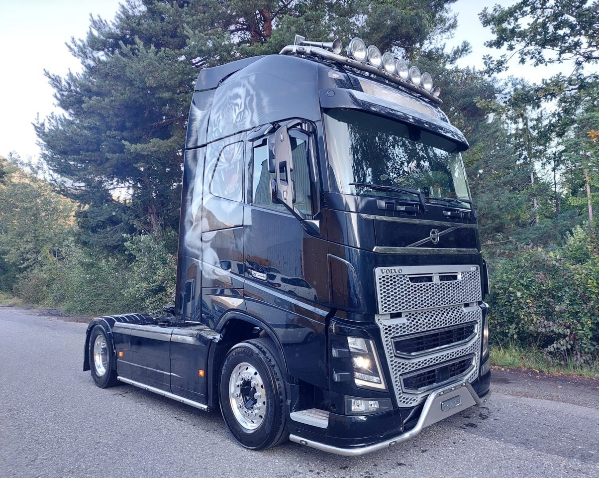 Volvo FH16-650 4x2, Euro 6, VEB, airbrush - Tractor unit: picture 3 Volvo FH16-650 4x2, Euro 6, VEB, airbrush - Tractor unit: picture 3