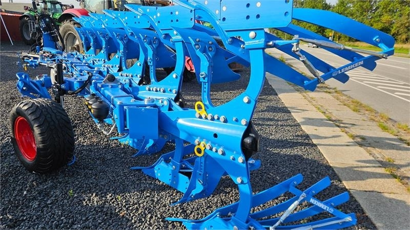 Lemken JUWEL 10M - Plow: picture 3 Lemken JUWEL 10M - Plow: picture 3