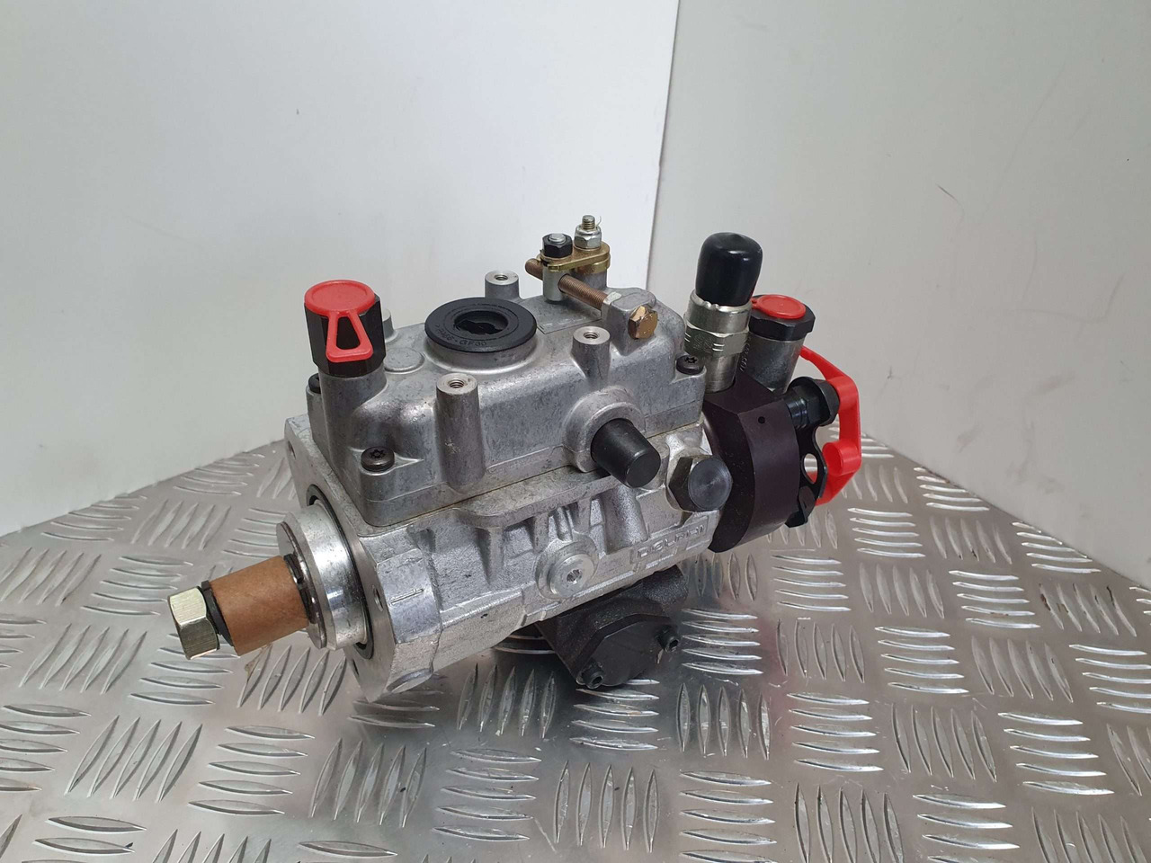 Delphi 9322A160G injection pump 17/928000 - Engine and parts for Construction machinery: picture 2 Delphi 9322A160G injection pump 17/928000 - Engine and parts for Construction machinery: picture 2