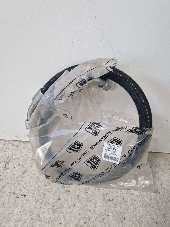 JCB 320/A4091 320/A4237 excavator Oil hose - Engine and parts for Construction machinery: picture 3 JCB 320/A4091 320/A4237 excavator Oil hose - Engine and parts for Construction machinery: picture 3