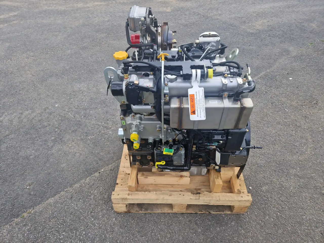 JCB 81kw unused engine 444 TA4 - Engine for Construction machinery: picture 2 JCB 81kw unused engine 444 TA4 - Engine for Construction machinery: picture 2