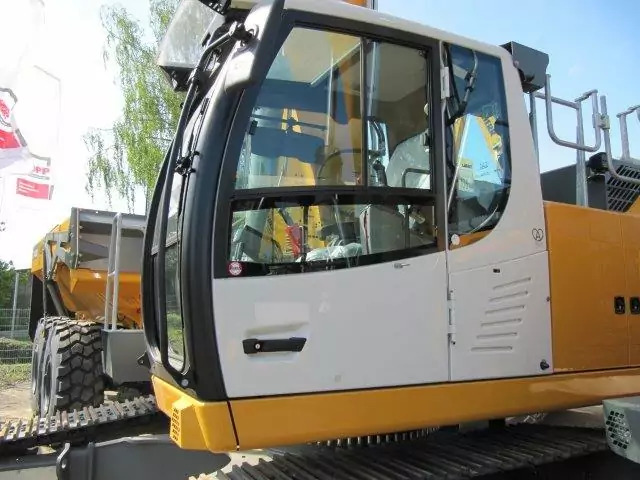 2022 Liebherr R 938 NLC Litronic G8.0-D - Crawler excavator: picture 4 2022 Liebherr R 938 NLC Litronic G8.0-D - Crawler excavator: picture 4