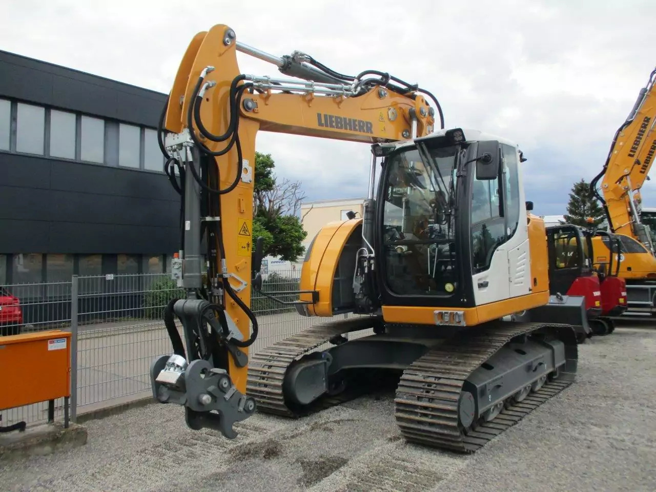 2023 Liebherr R 914 Compact G6.1-D - Wheel excavator: picture 1 2023 Liebherr R 914 Compact G6.1-D - Wheel excavator: picture 1