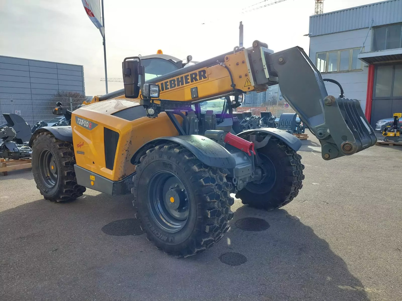 2023 Liebherr T33-10 - Telescopic handler: picture 2 2023 Liebherr T33-10 - Telescopic handler: picture 2