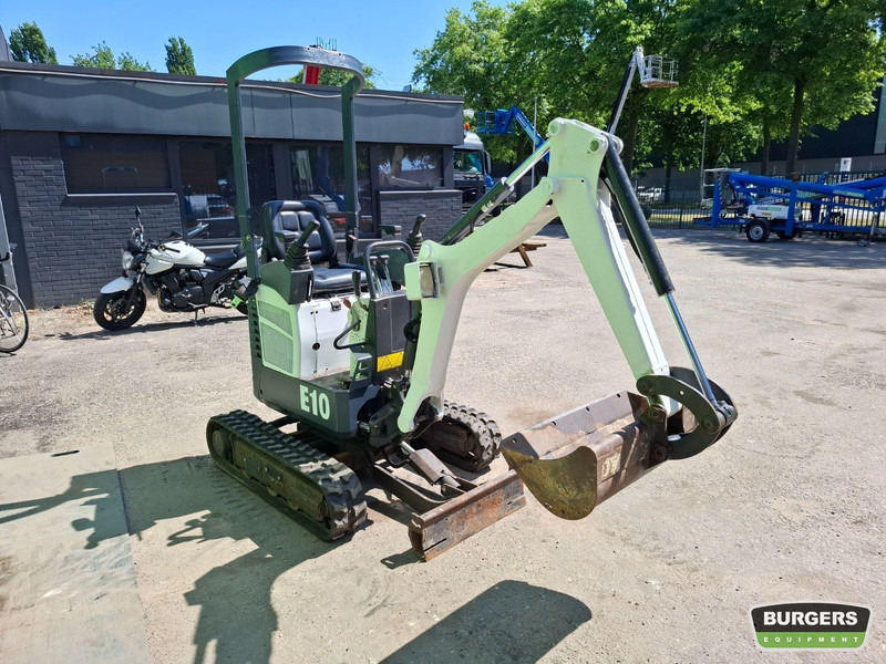 Bobcat E10 - Mini excavator: picture 3 Bobcat E10 - Mini excavator: picture 3