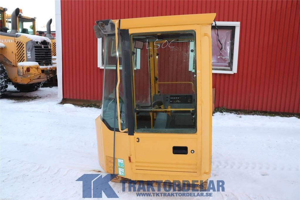 Volvo L50 C  - Cab for Construction machinery: picture 4 Volvo L50 C  - Cab for Construction machinery: picture 4