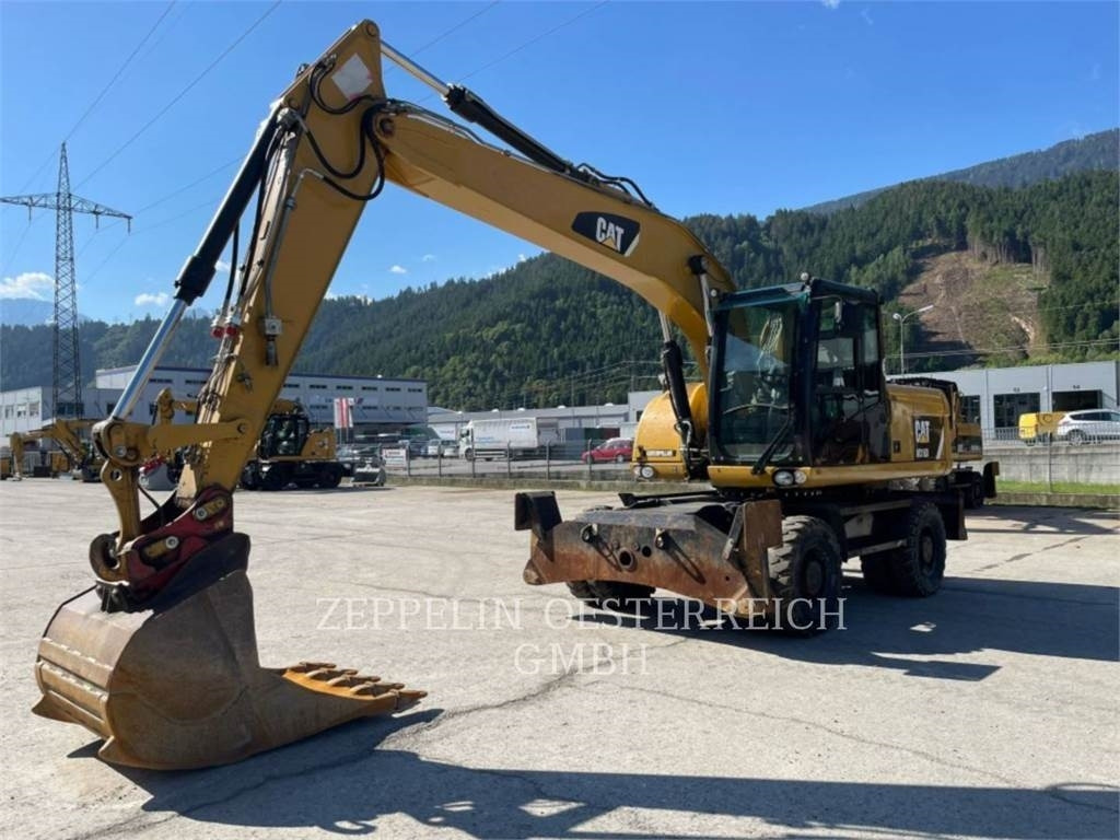 CAT M316D - Wheel excavator: picture 2 CAT M316D - Wheel excavator: picture 2
