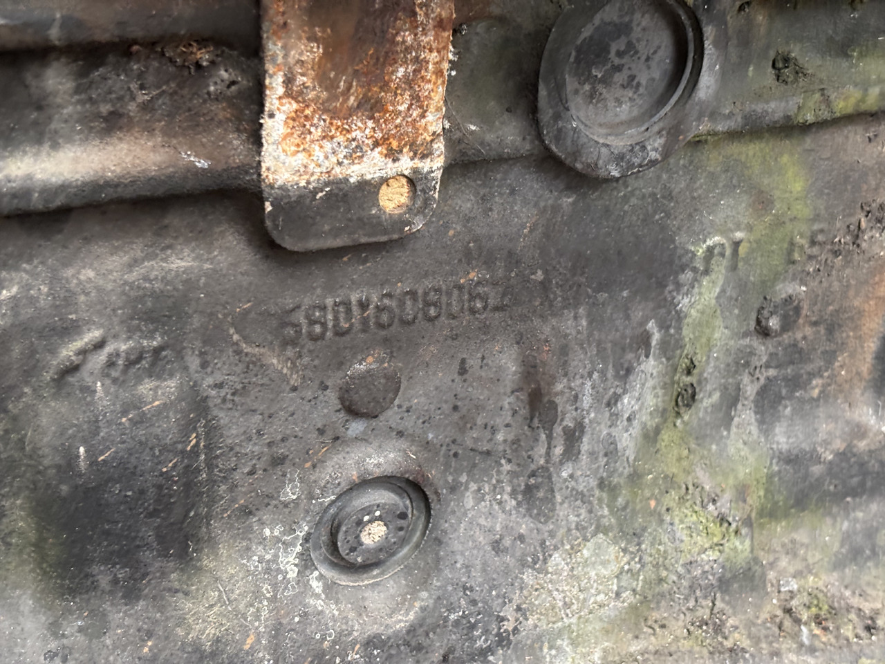 Flywheel for Agricultural machinery Axion 870 New Holland T7.270 T7 270 Silnik FPT 6.7 L Tłumik Drgań Koło Zamachowe Blok Pokrywa CZĘŚCI: picture 6 Flywheel for Agricultural machinery Axion 870 New Holland T7.270 T7 270 Silnik FPT 6.7 L Tłumik Drgań Koło Zamachowe Blok Pokrywa CZĘŚCI: picture 6