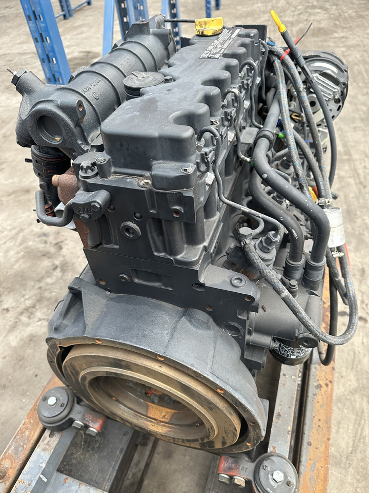 Deutz TD2011L04W - Engine for Construction machinery: picture 2 Deutz TD2011L04W - Engine for Construction machinery: picture 2