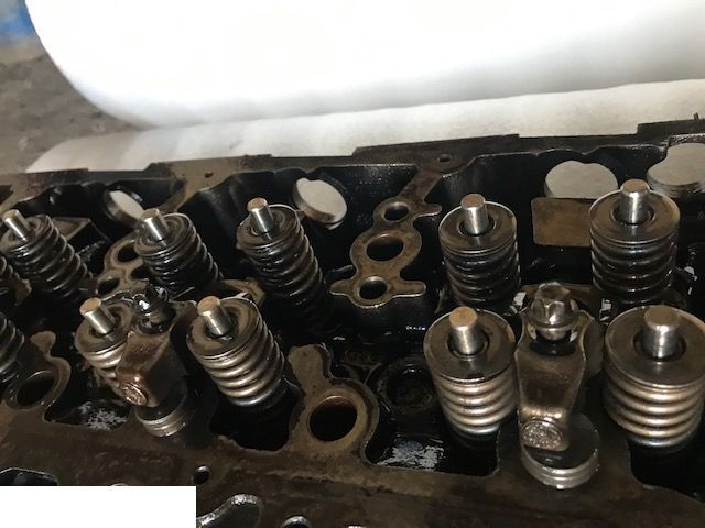 Cylinder head for Agricultural machinery Fendt 939 - Głowica: picture 1