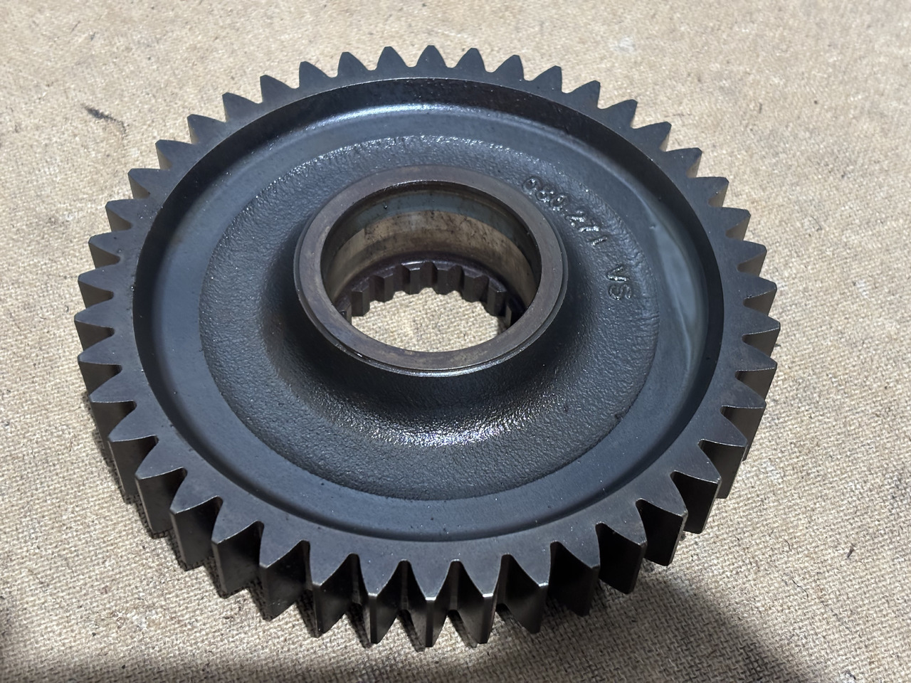 Fendt AGCO 920 924 926 930 Skrzynia Biegów Tryb Koło Zębate Zębatka CZĘŚĆI M934100082040 - Gearbox for Agricultural machinery: picture 1 Fendt AGCO 920 924 926 930 Skrzynia Biegów Tryb Koło Zębate Zębatka CZĘŚĆI M934100082040 - Gearbox for Agricultural machinery: picture 1