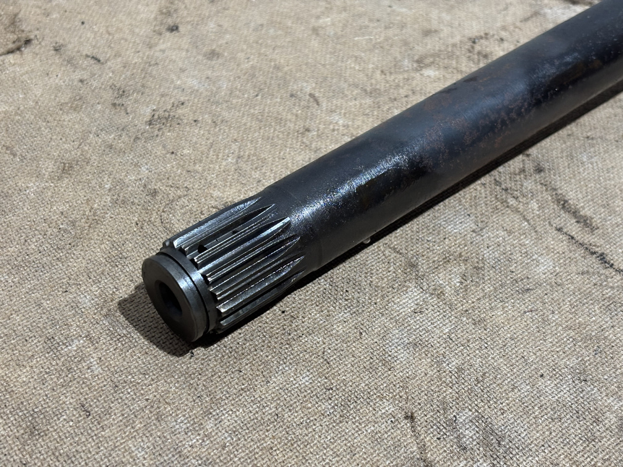 Fendt AGCO 920 924 926 930 Skrzynia Biegów Wał Wałek CZĘŚĆI M934100082040 - Gearbox for Agricultural machinery: picture 2 Fendt AGCO 920 924 926 930 Skrzynia Biegów Wał Wałek CZĘŚĆI M934100082040 - Gearbox for Agricultural machinery: picture 2