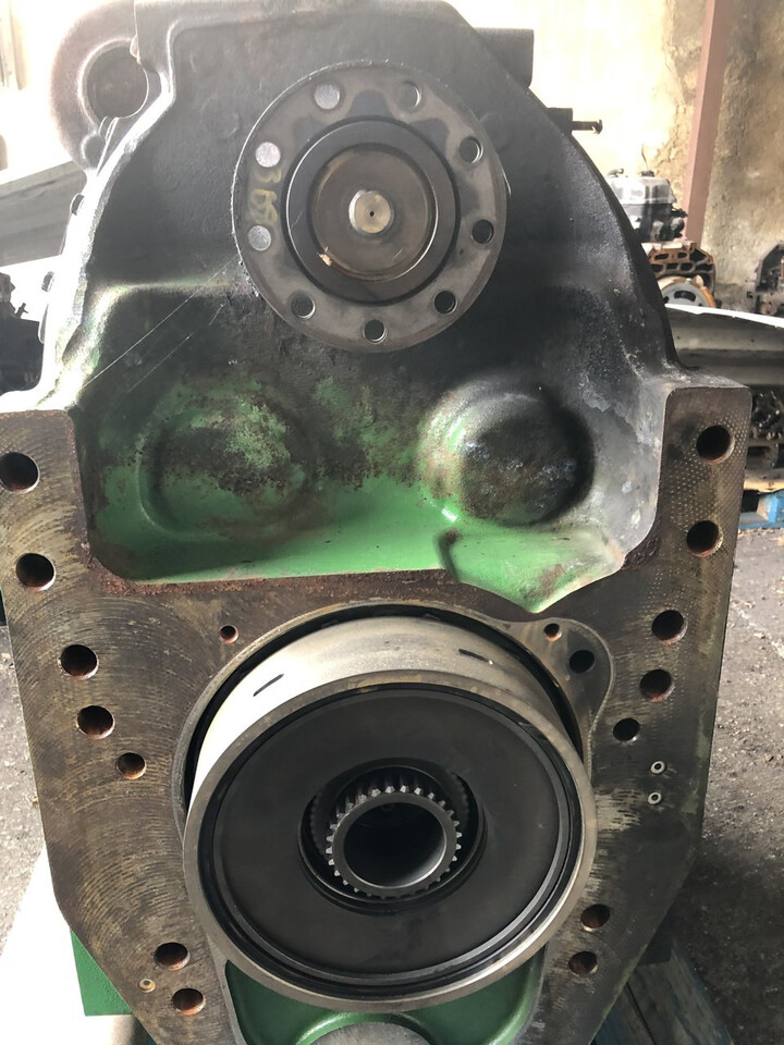 JOHN DEERE-skrzynia biegów/John Deere 8345R-skrzynia - Transmission for Agricultural machinery: picture 2 JOHN DEERE-skrzynia biegów/John Deere 8345R-skrzynia - Transmission for Agricultural machinery: picture 2