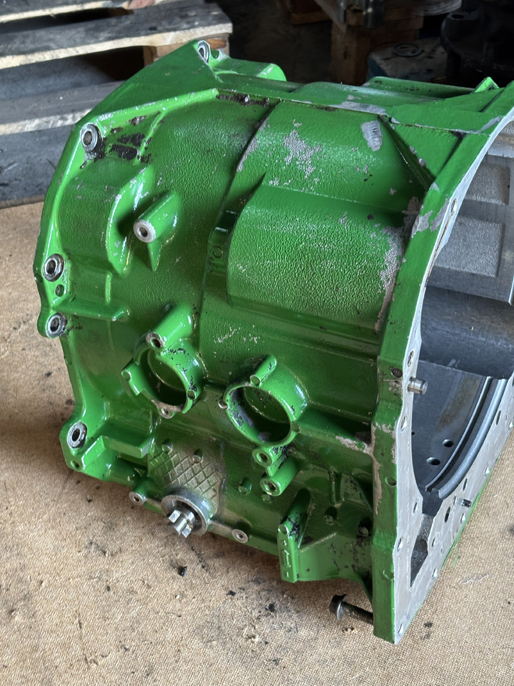 John Deere 6910 Obudowa Skrzyni Power Quad Powrquad R134710 - Gearbox and parts for Farm tractor: picture 5 John Deere 6910 Obudowa Skrzyni Power Quad Powrquad R134710 - Gearbox and parts for Farm tractor: picture 5