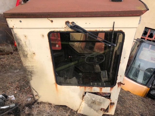 Kabina - Cab for Agricultural machinery: picture 4 Kabina - Cab for Agricultural machinery: picture 4