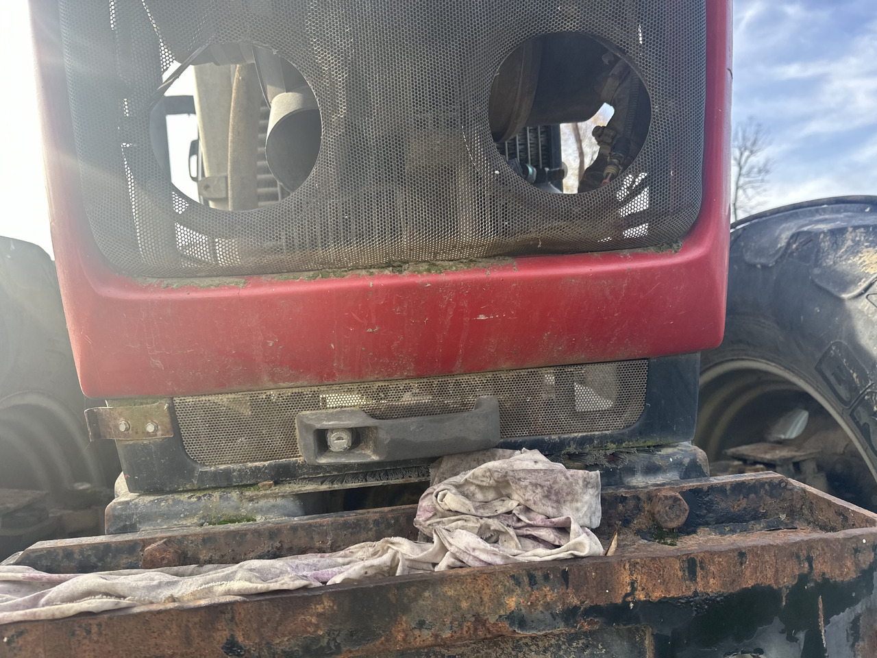 Massey Ferguson 6480 - 6499 grill przedni maska atrapa - Body and exterior for Farm tractor: picture 1 Massey Ferguson 6480 - 6499 grill przedni maska atrapa - Body and exterior for Farm tractor: picture 1