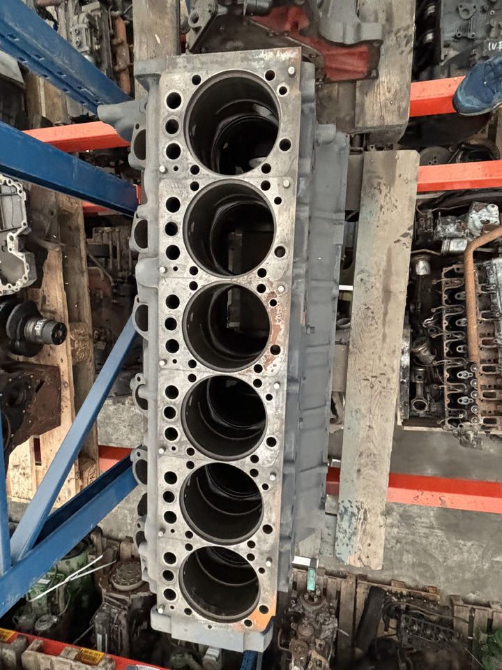 Mercedes Benz OM457LA Blok silnika A4570110501 - Cylinder block for Agricultural machinery: picture 3 Mercedes Benz OM457LA Blok silnika A4570110501 - Cylinder block for Agricultural machinery: picture 3